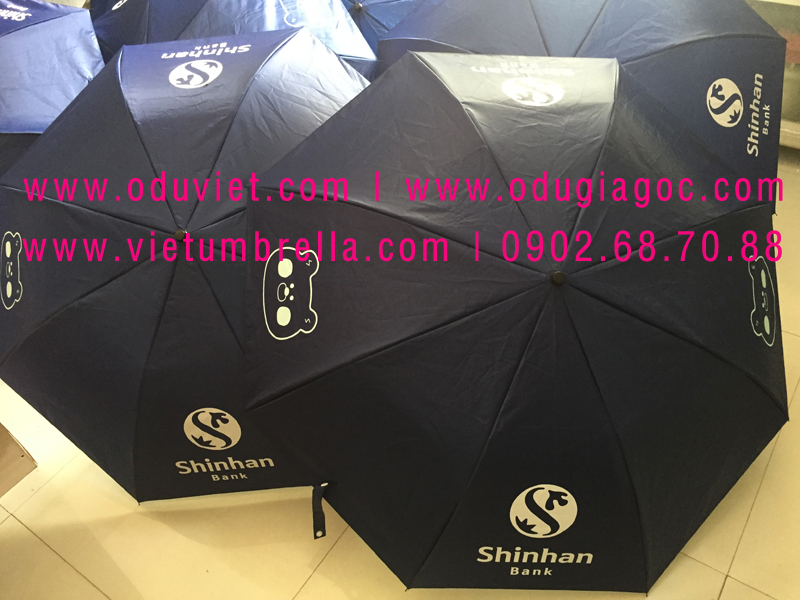 xưởng sản xuất ô dù cầm tay in logo quảng cáo